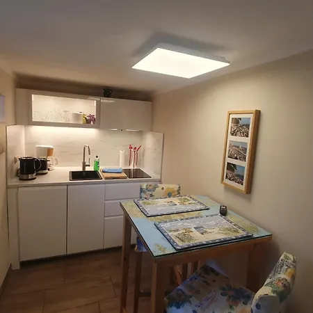 Stein Apartment *